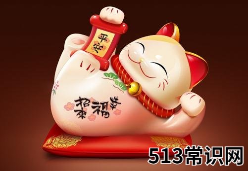 最佳风水摆件招财猫 左右手作用大不同