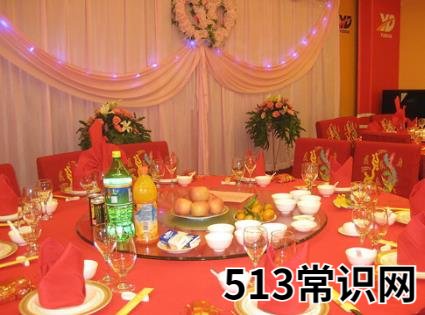 婚宴布置:如何筹备婚宴酒水与喜糖