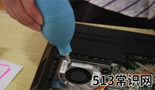 小编详解笔记本电脑蓝屏怎么办