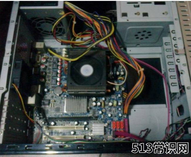 详细教您如何解决电脑黑屏