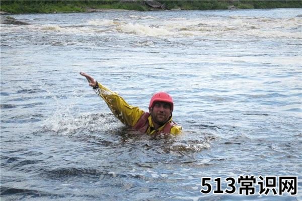 梦到掉落水中