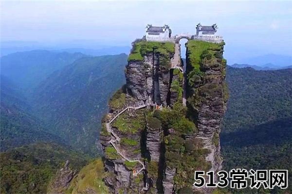 梦见悬崖峭壁_做梦梦到悬崖峭壁是什么意思
